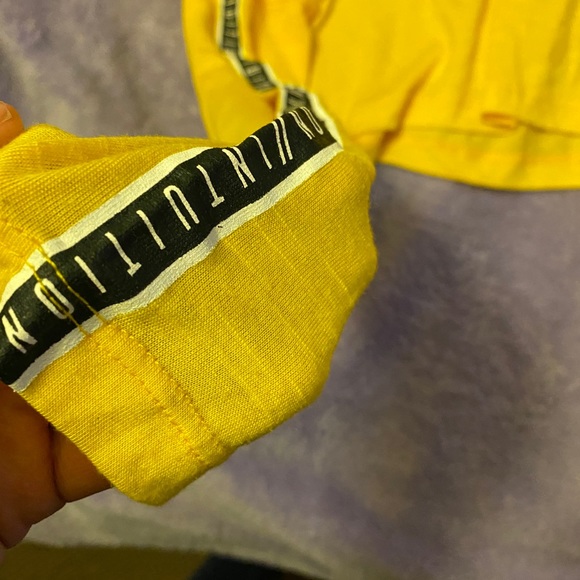 Yellow long sleeve - Picture 2 of 2